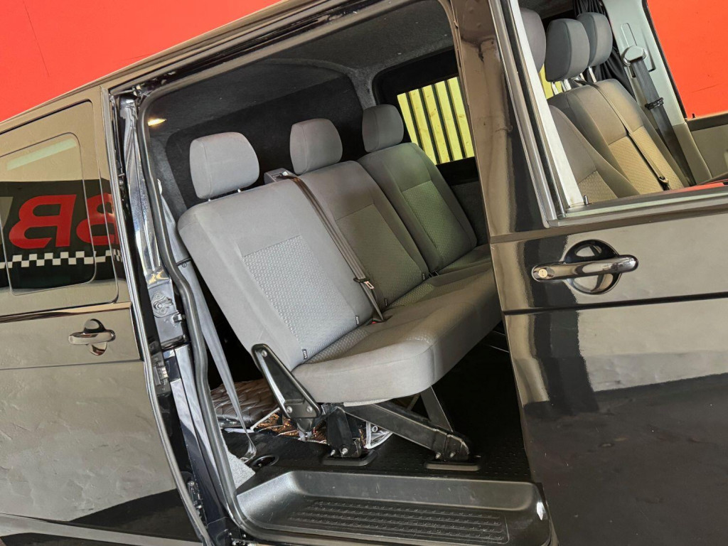 VOLKSWAGEN TRANSPORTER