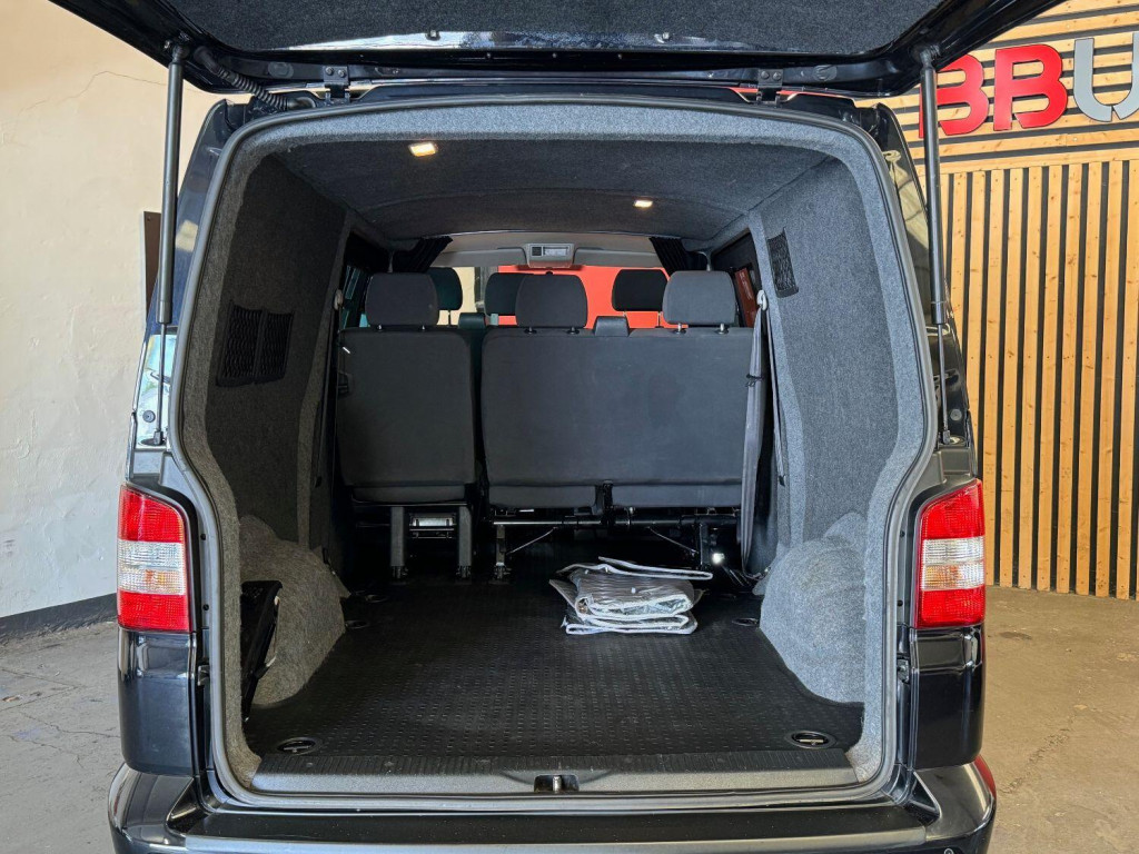 VOLKSWAGEN TRANSPORTER