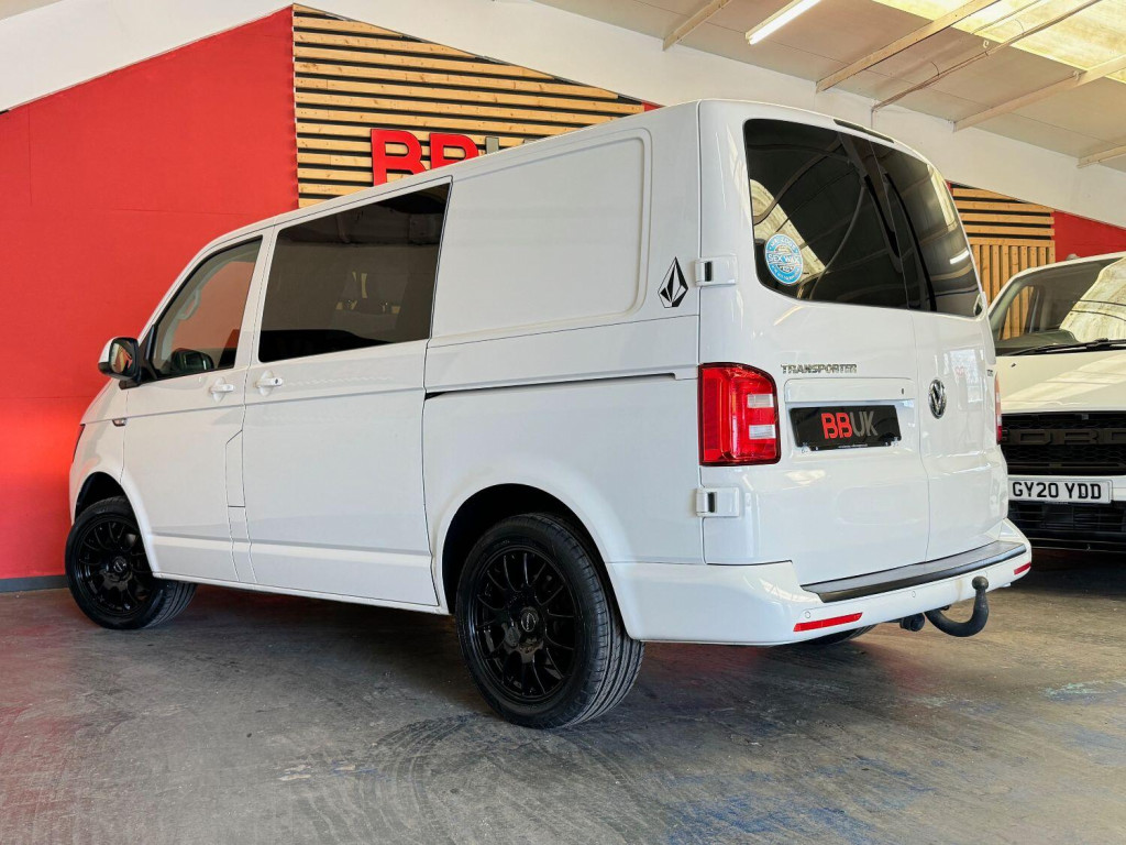 VOLKSWAGEN TRANSPORTER