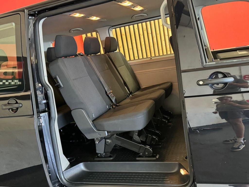 VOLKSWAGEN TRANSPORTER