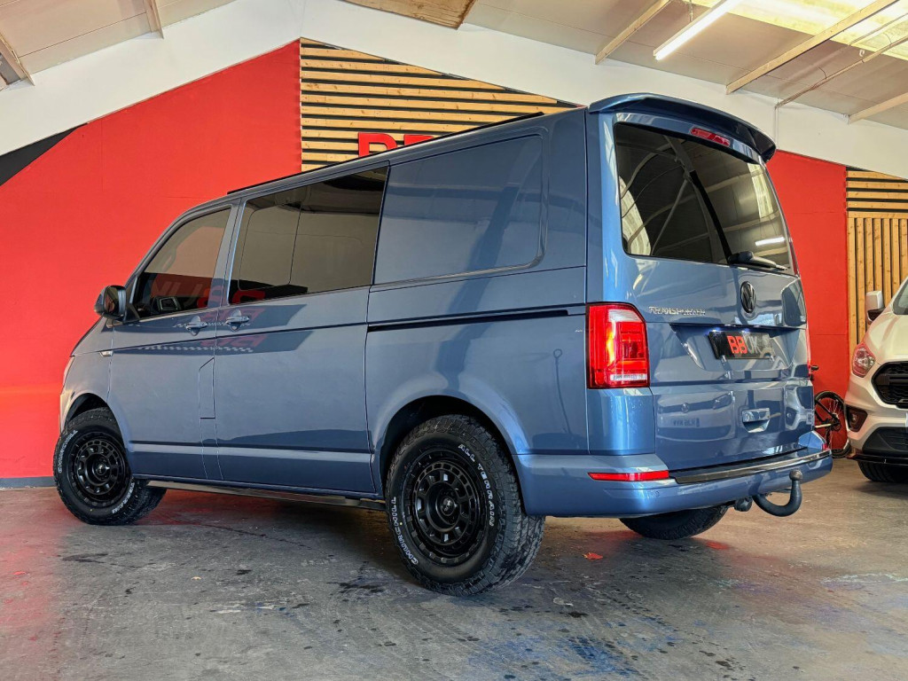 VOLKSWAGEN TRANSPORTER