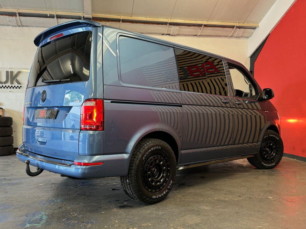 VOLKSWAGEN TRANSPORTER