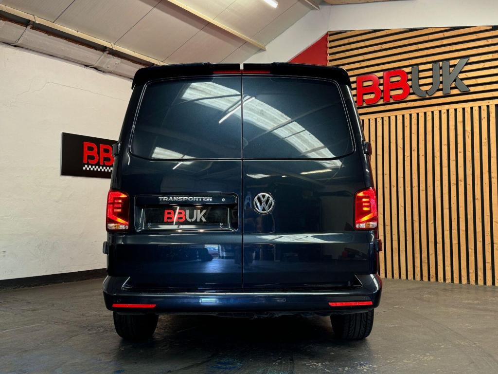 VOLKSWAGEN TRANSPORTER