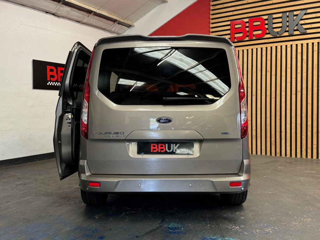 FORD GRAND TOURNEO CONNECT