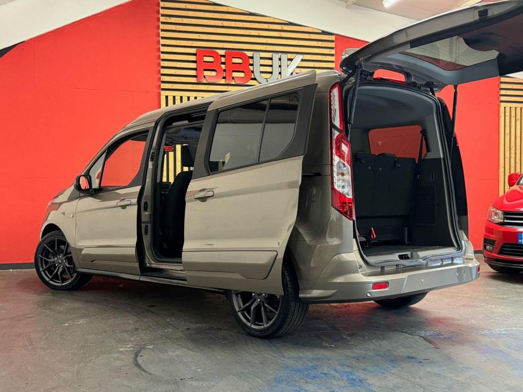 FORD GRAND TOURNEO CONNECT