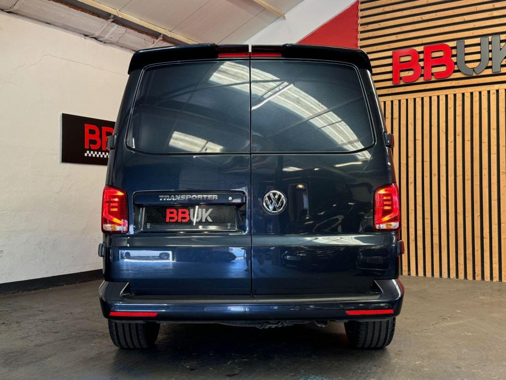 VOLKSWAGEN TRANSPORTER