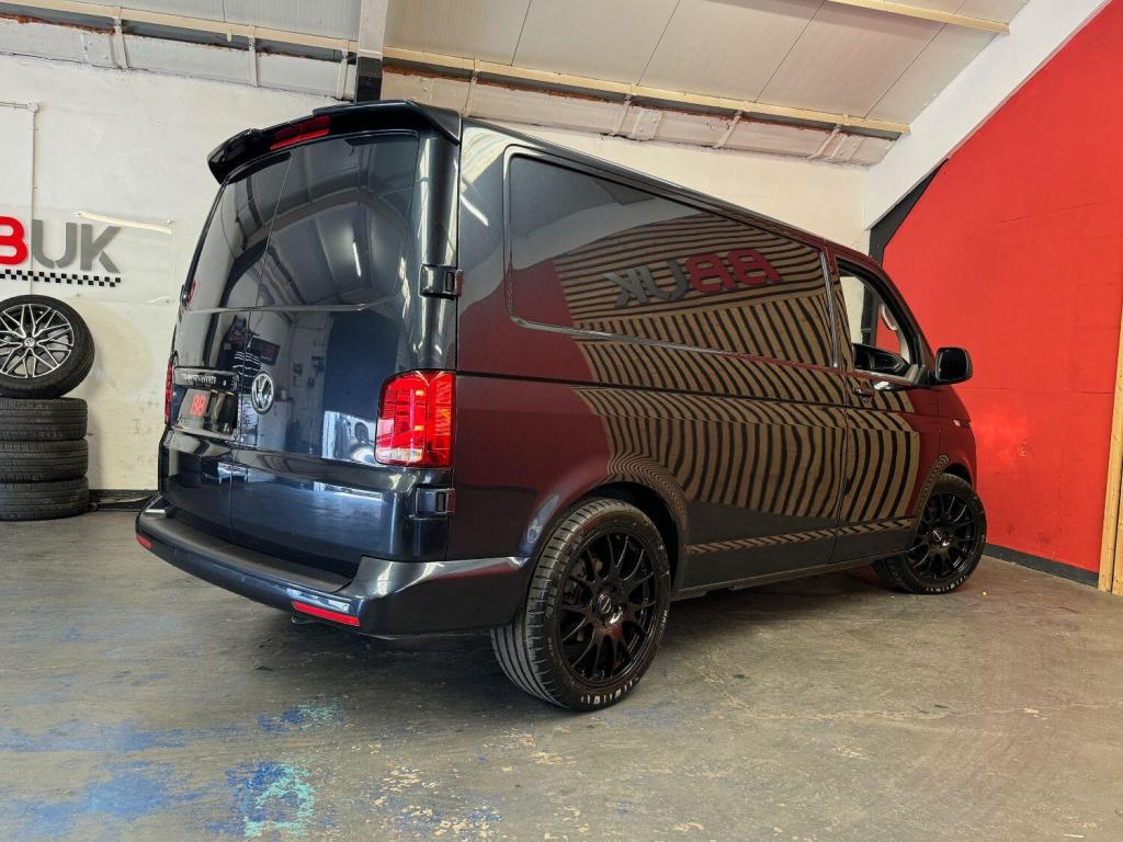 VOLKSWAGEN TRANSPORTER