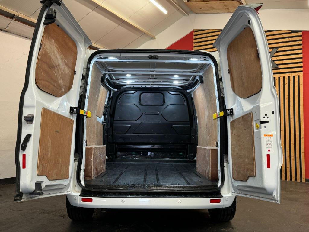 FORD TRANSIT CUSTOM