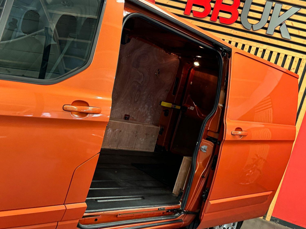 FORD TRANSIT CUSTOM