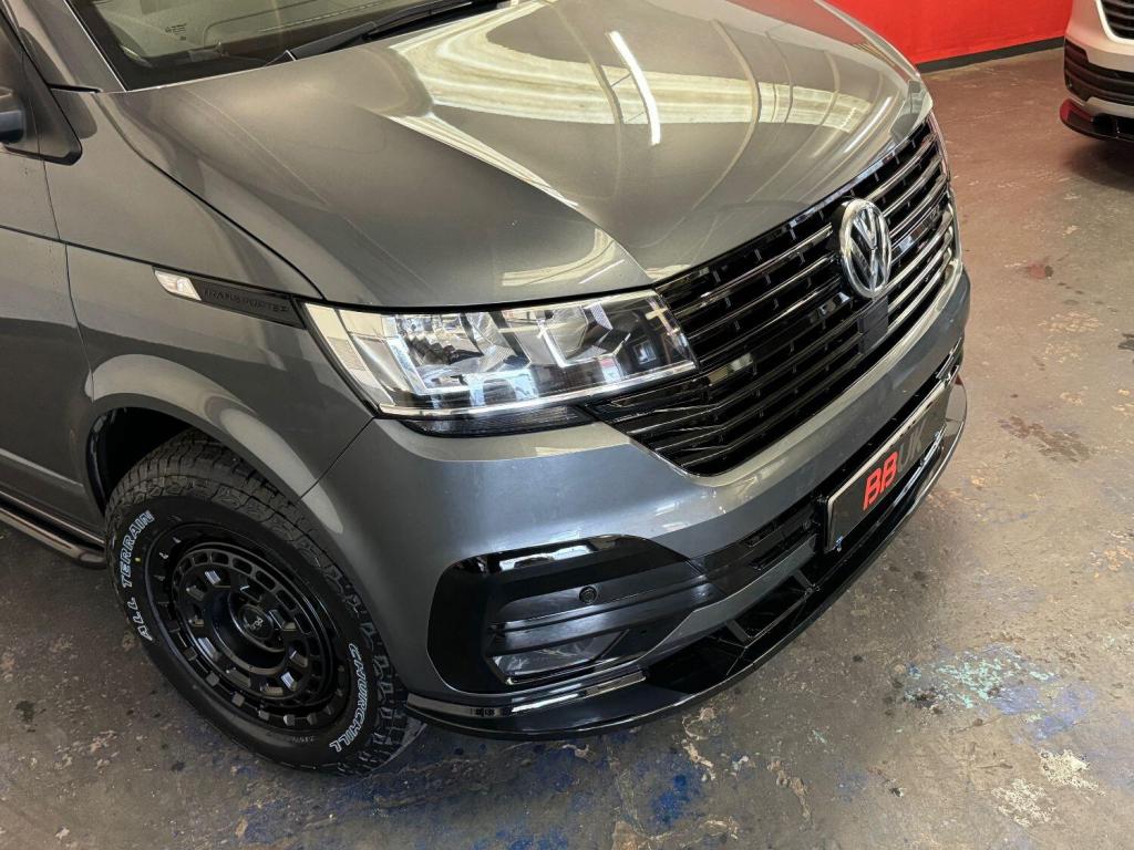 VOLKSWAGEN TRANSPORTER