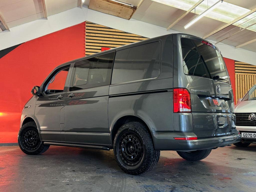 VOLKSWAGEN TRANSPORTER