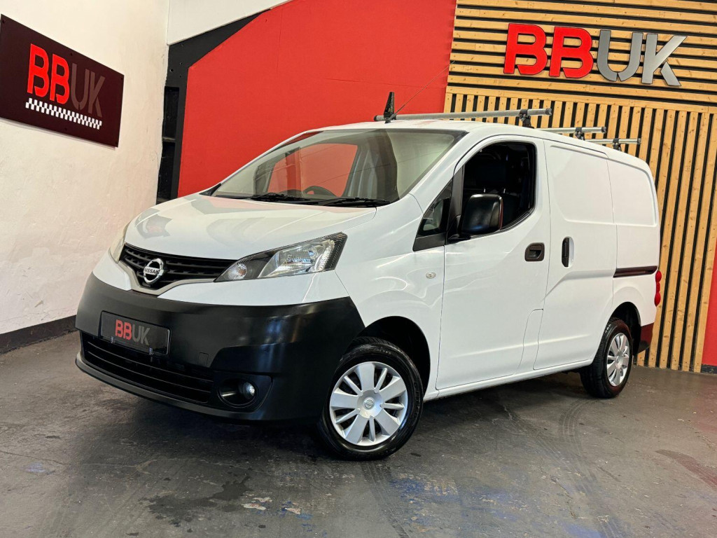 NISSAN NV200