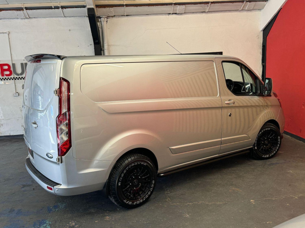 FORD TRANSIT CUSTOM