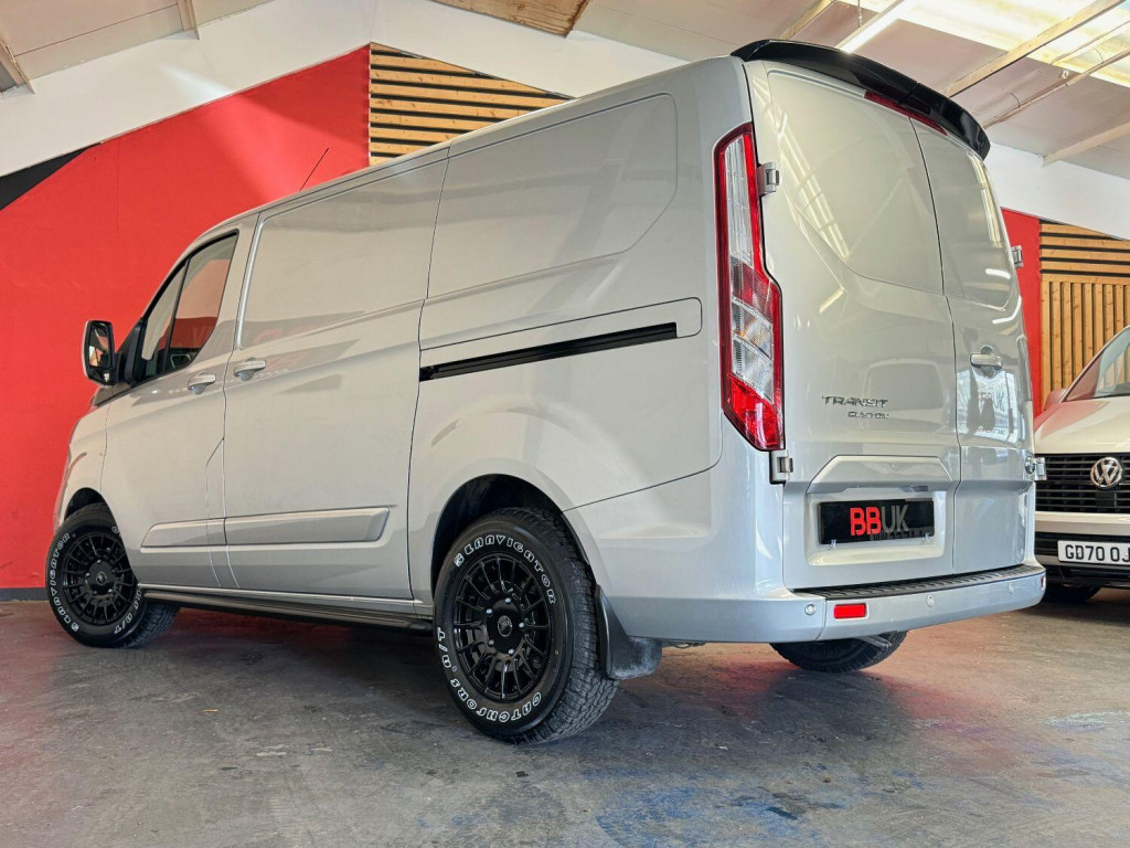FORD TRANSIT CUSTOM