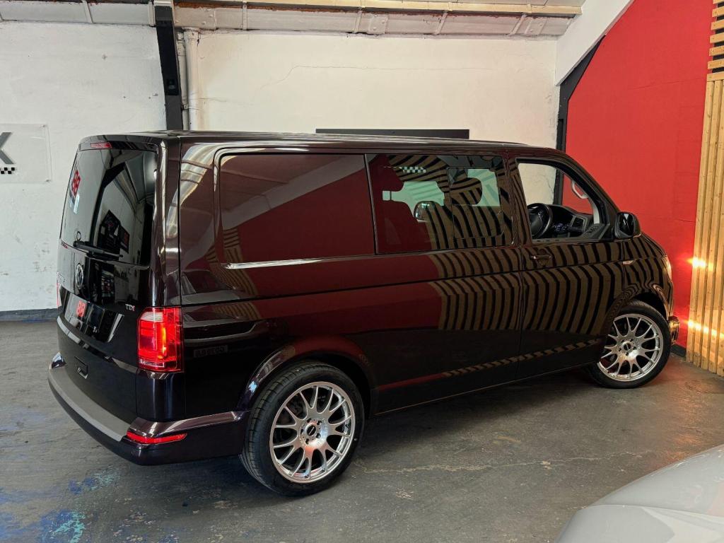 VOLKSWAGEN TRANSPORTER