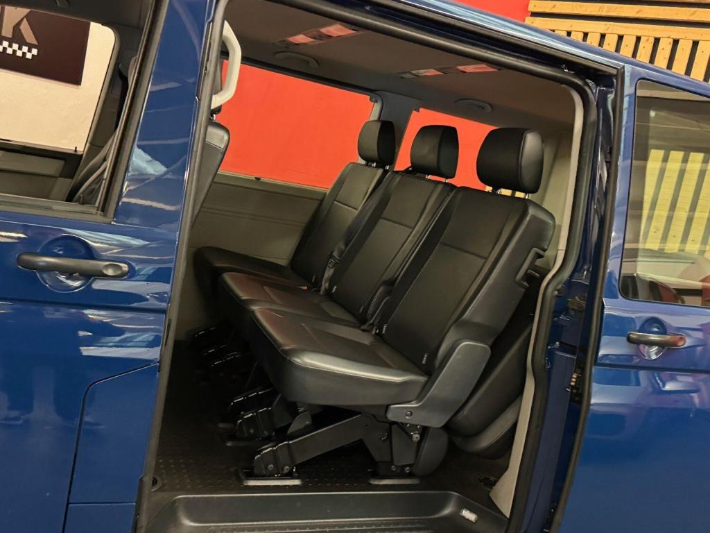 VOLKSWAGEN TRANSPORTER