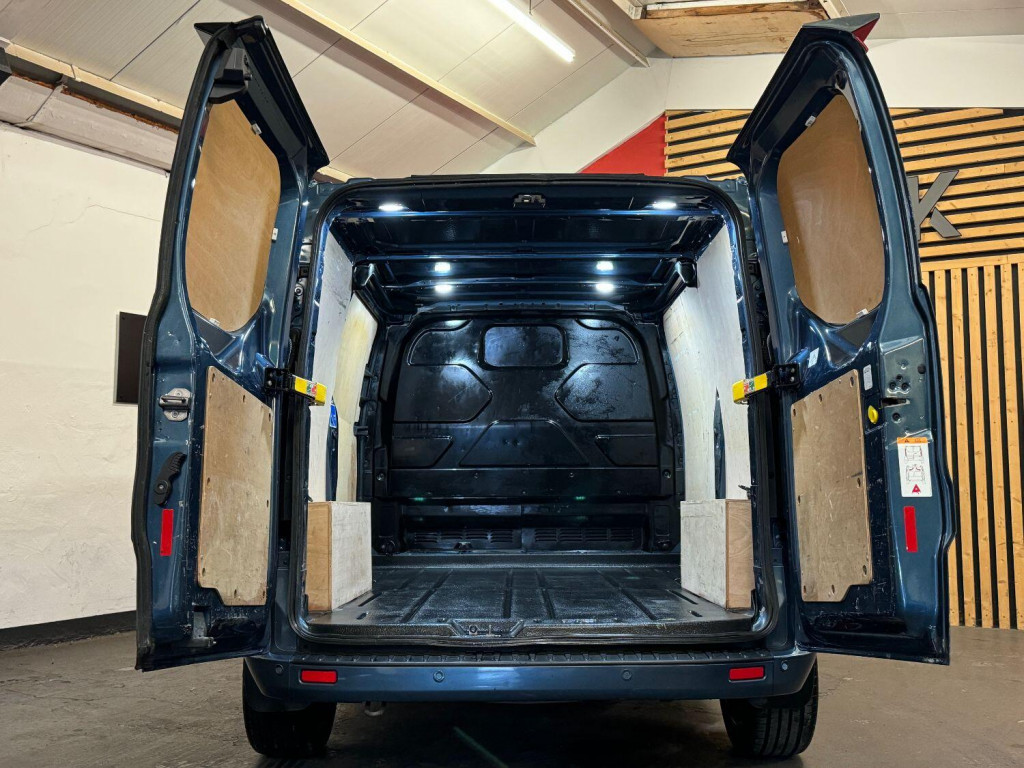 FORD TRANSIT CUSTOM