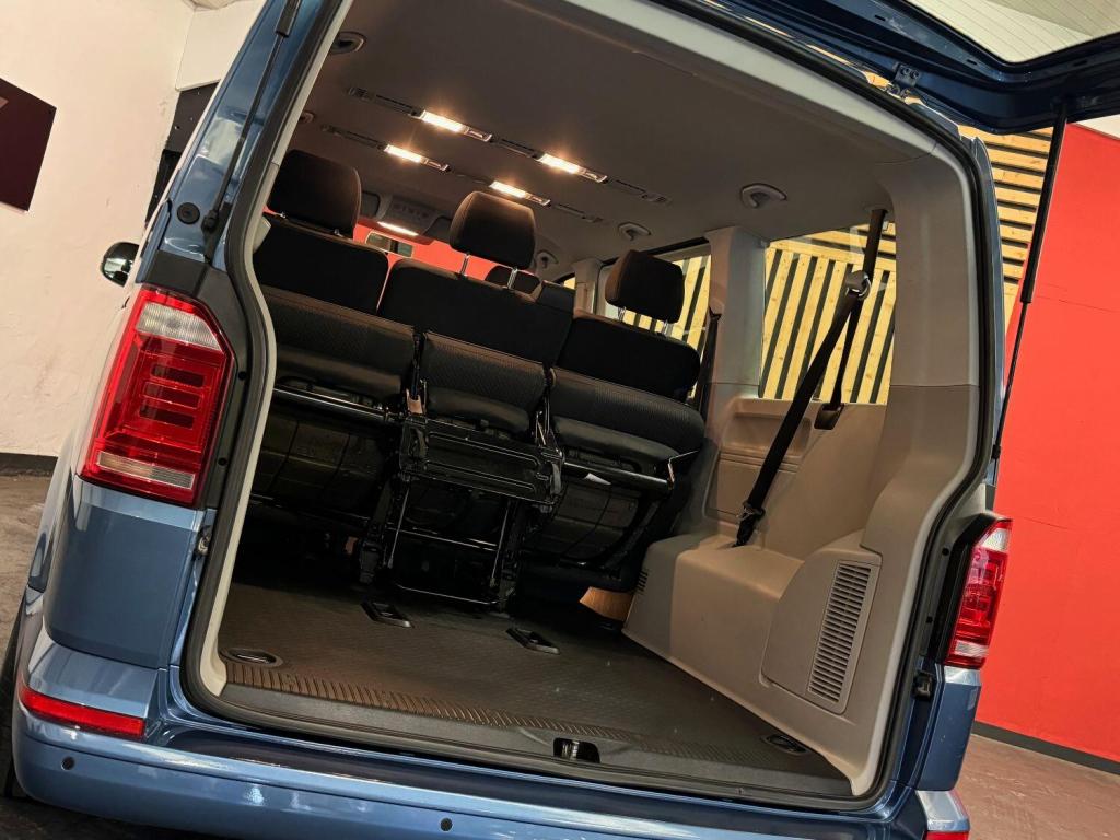 VOLKSWAGEN TRANSPORTER