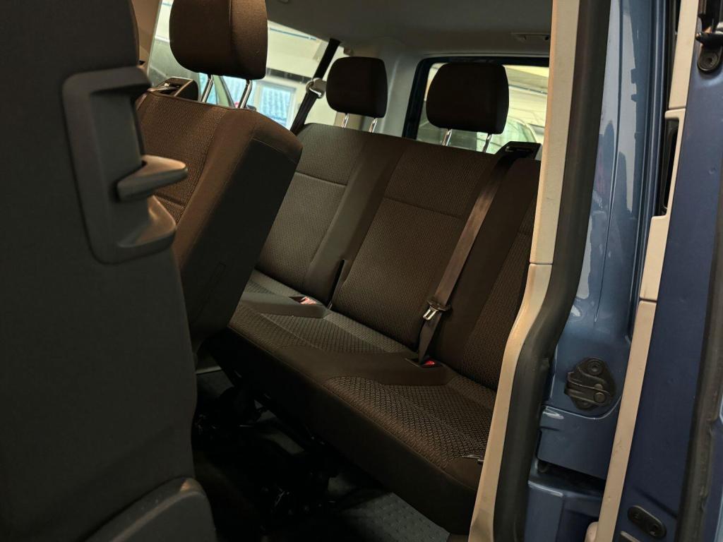 VOLKSWAGEN TRANSPORTER