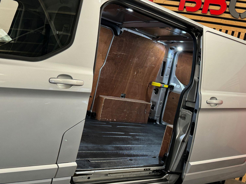 FORD TRANSIT CUSTOM