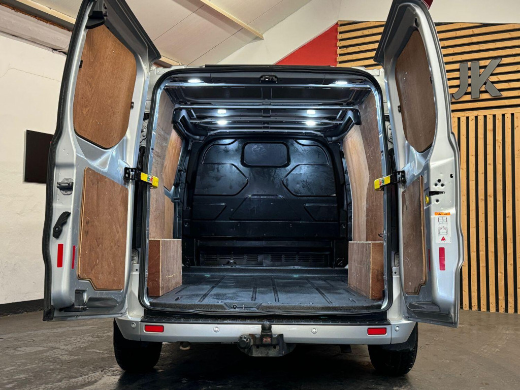 FORD TRANSIT CUSTOM