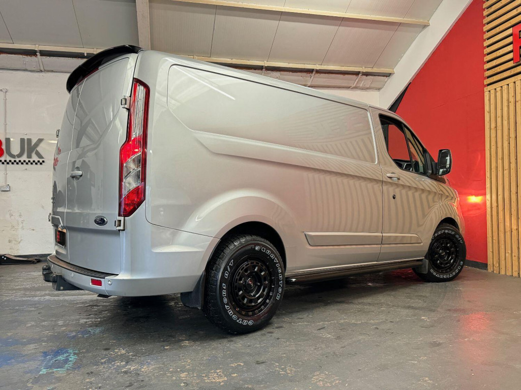 FORD TRANSIT CUSTOM
