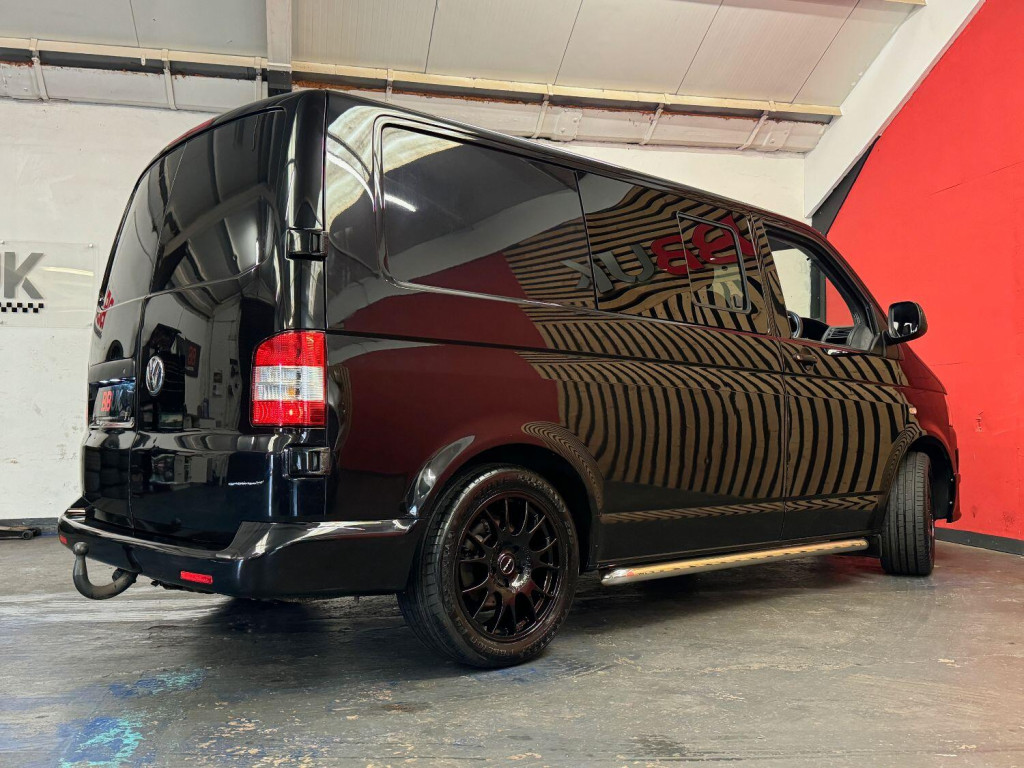 VOLKSWAGEN TRANSPORTER