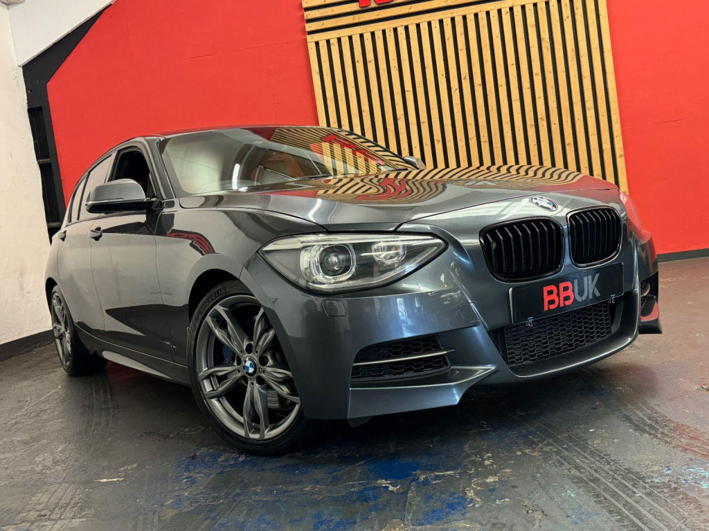 View BMW 1 SERIES 3.0 M135i 5 door
