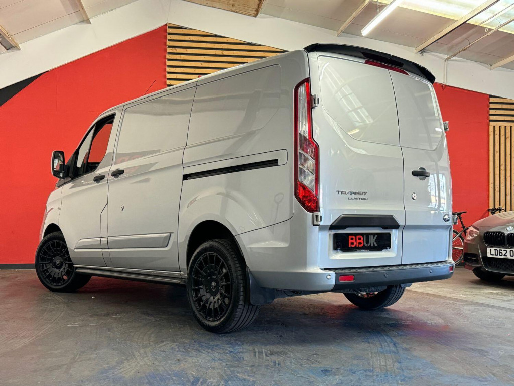FORD TRANSIT CUSTOM