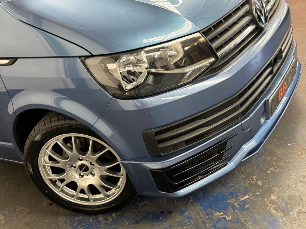 VOLKSWAGEN TRANSPORTER