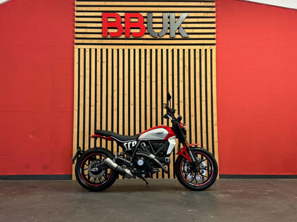 DUCATI SCRAMBLER 800