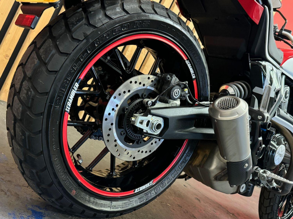 DUCATI SCRAMBLER 800