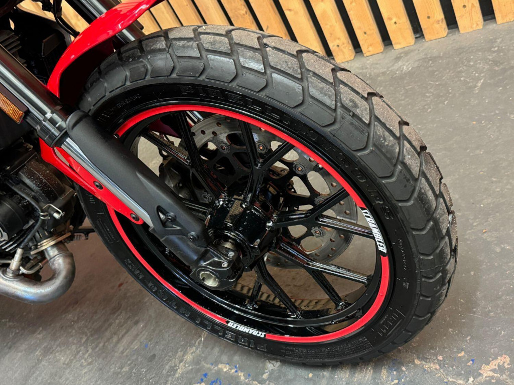 DUCATI SCRAMBLER 800