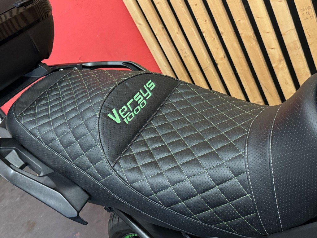 KAWASAKI Versys 1000