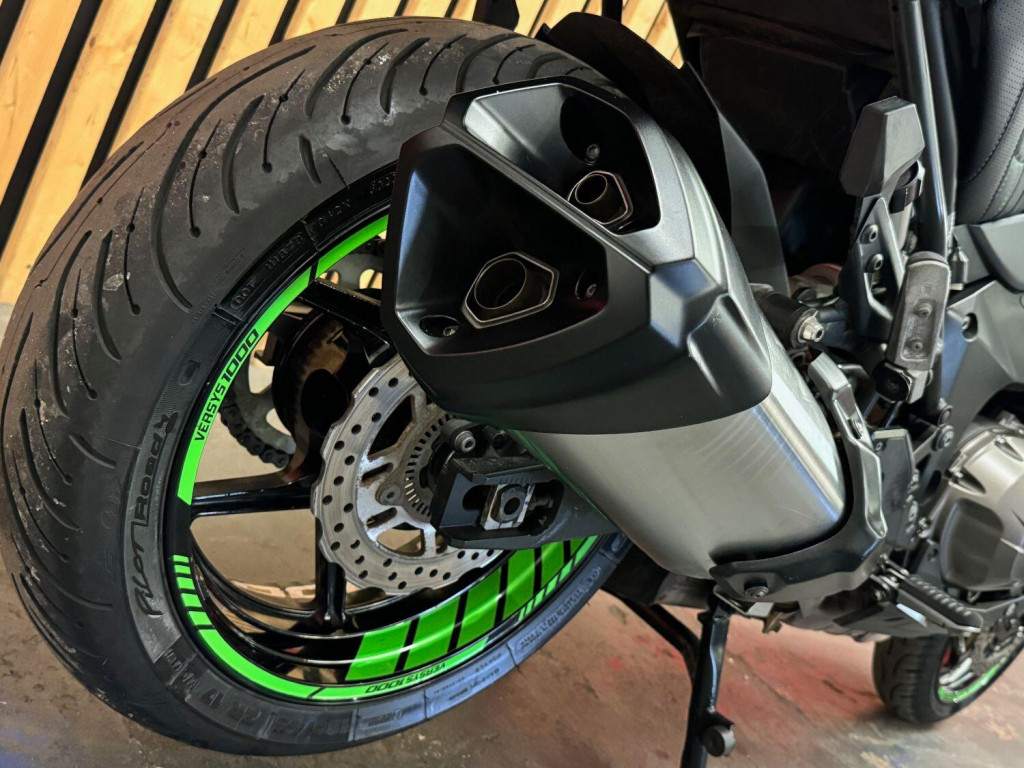 KAWASAKI Versys 1000