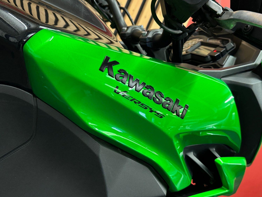 KAWASAKI Versys 1000
