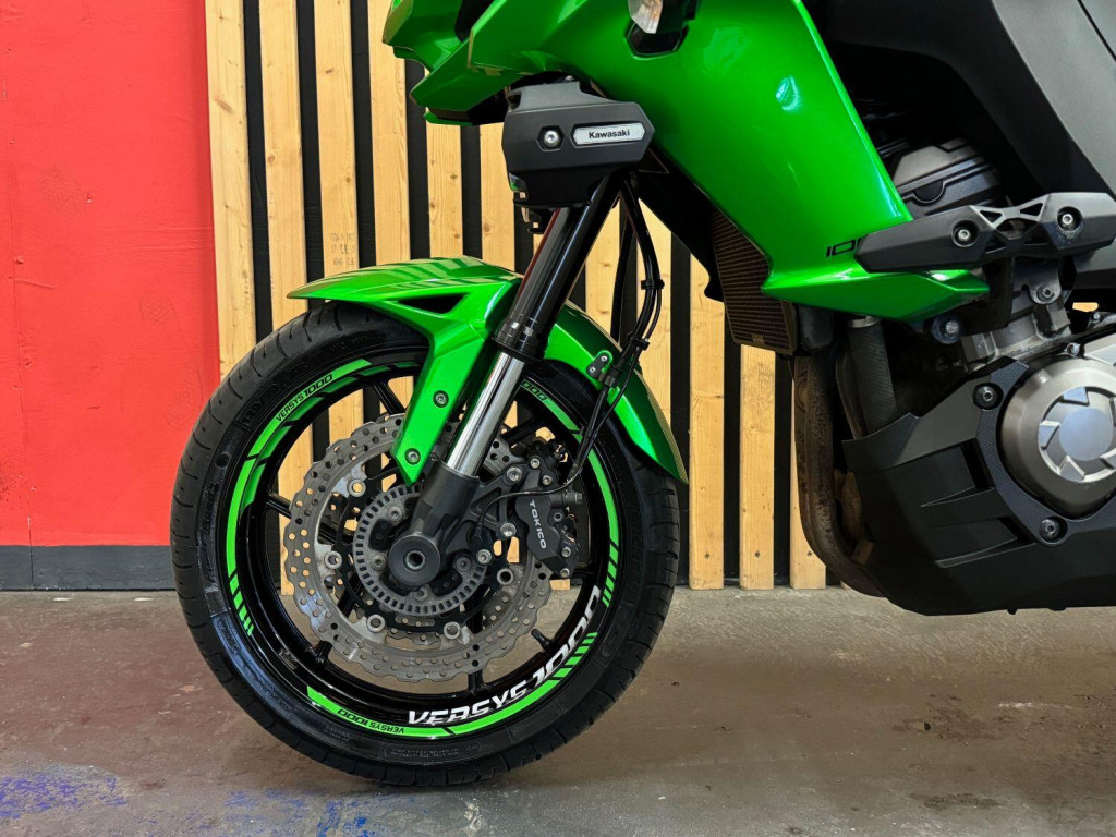 KAWASAKI Versys 1000