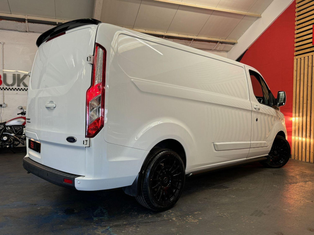 FORD TRANSIT CUSTOM