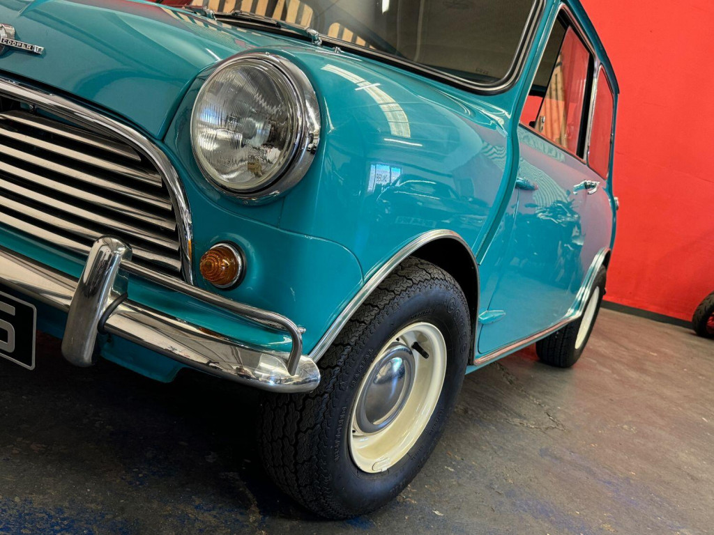 MORRIS MINI
