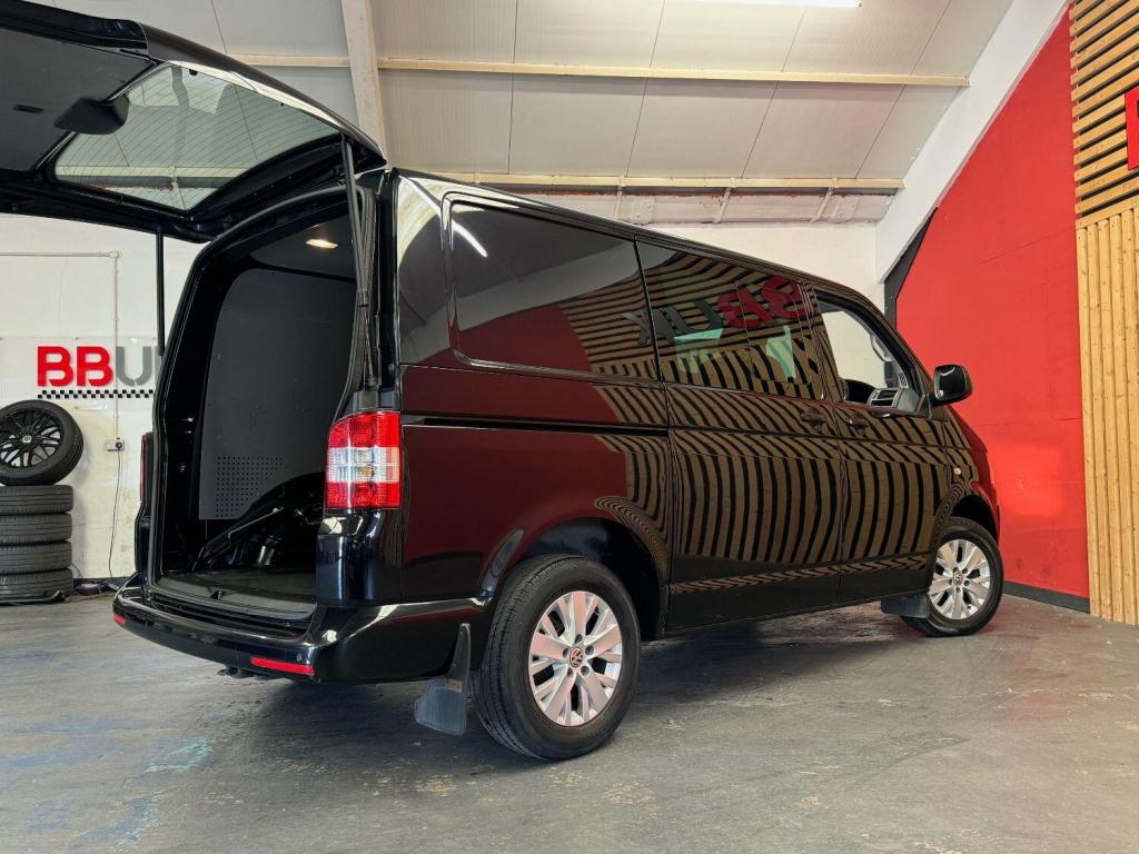 VOLKSWAGEN TRANSPORTER