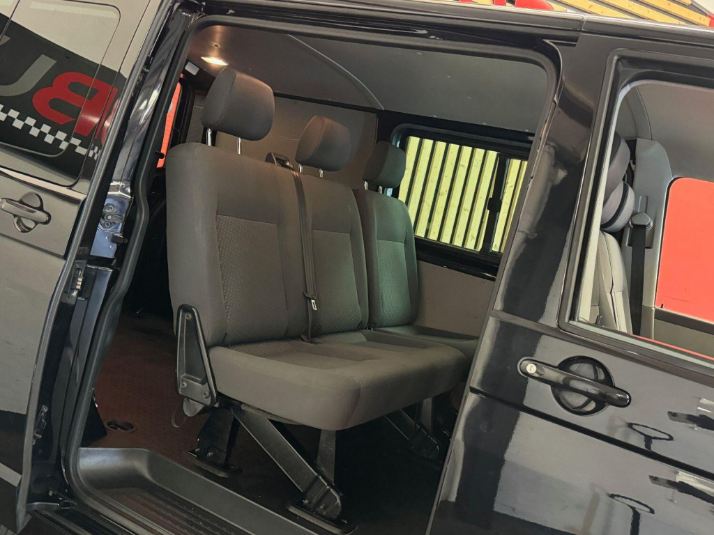 VOLKSWAGEN TRANSPORTER