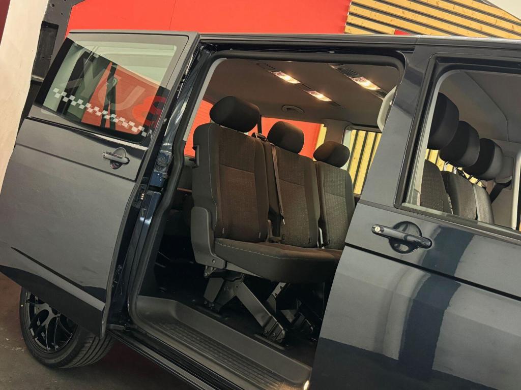 VOLKSWAGEN TRANSPORTER