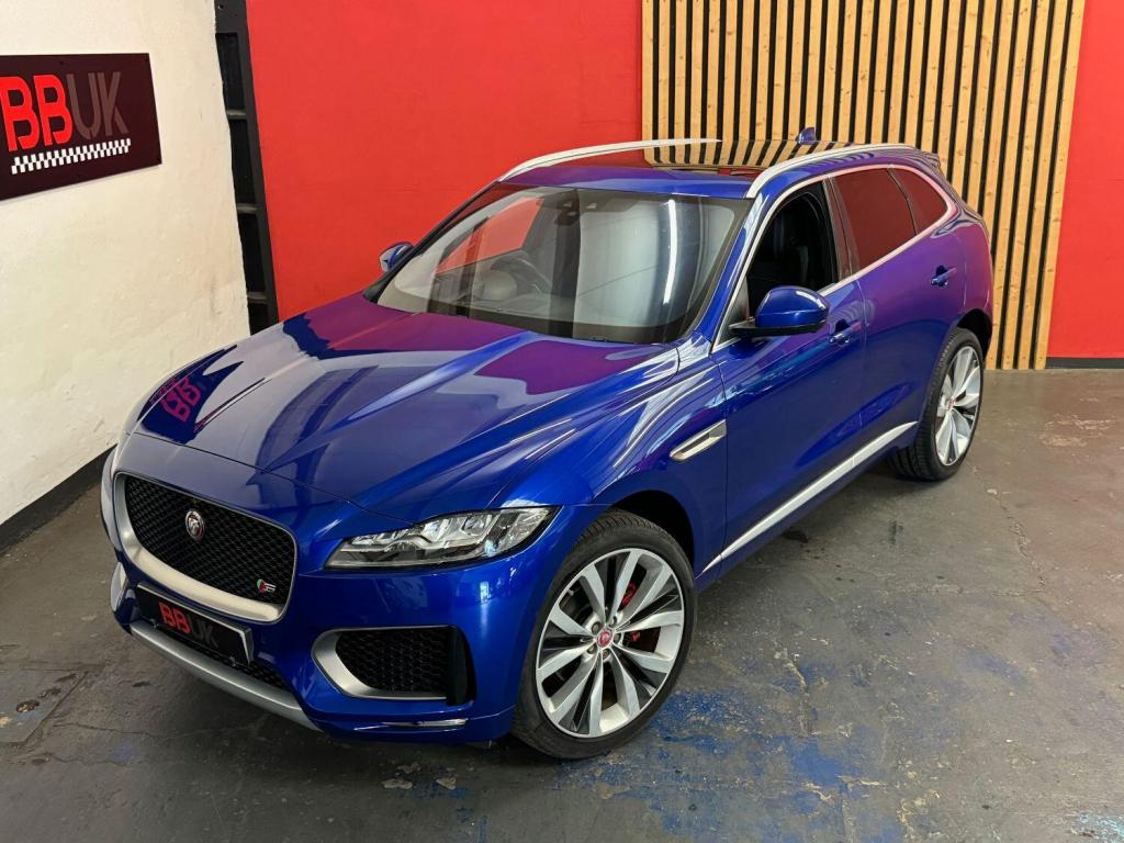 JAGUAR F-PACE
