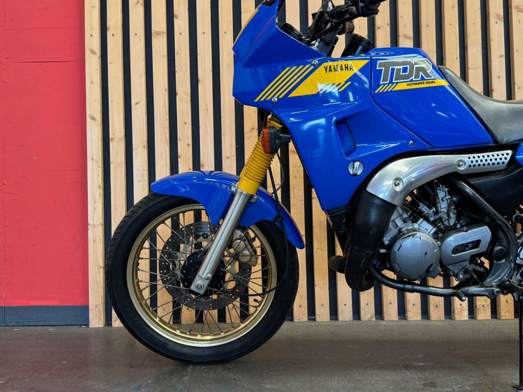 YAMAHA TDR250