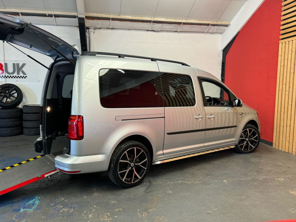 VOLKSWAGEN CADDY