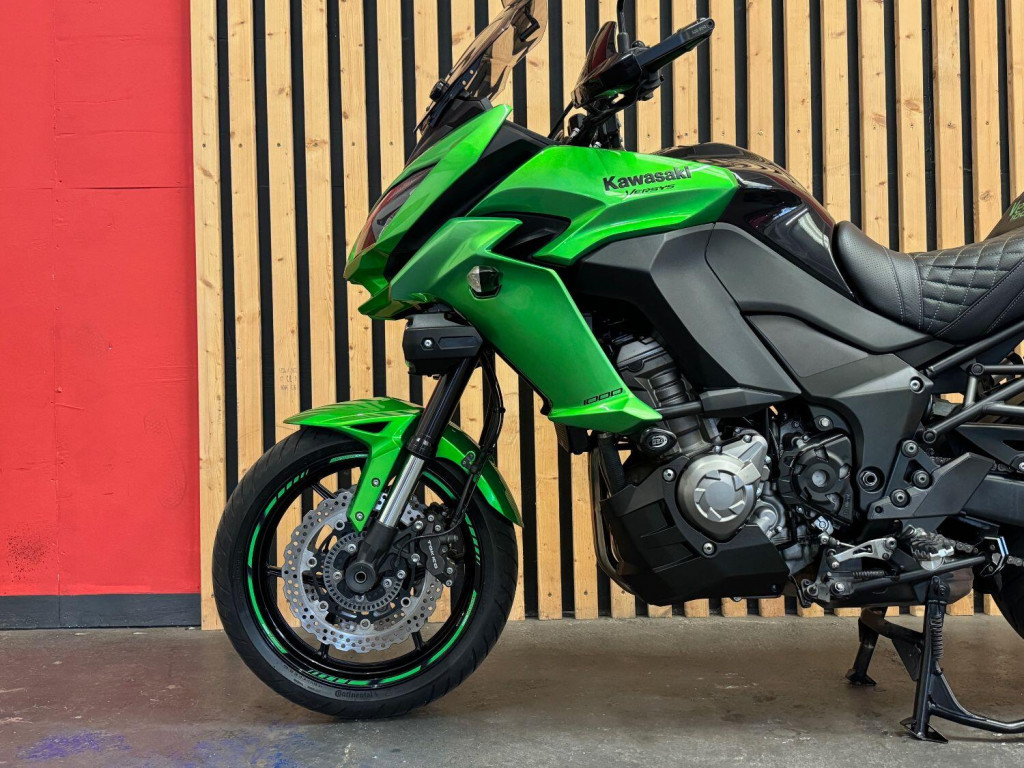 View KAWASAKI Versys 1000 