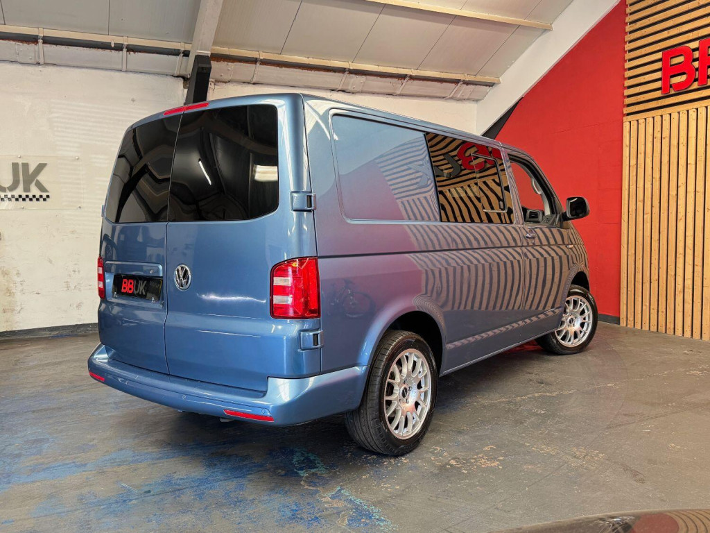 VOLKSWAGEN TRANSPORTER