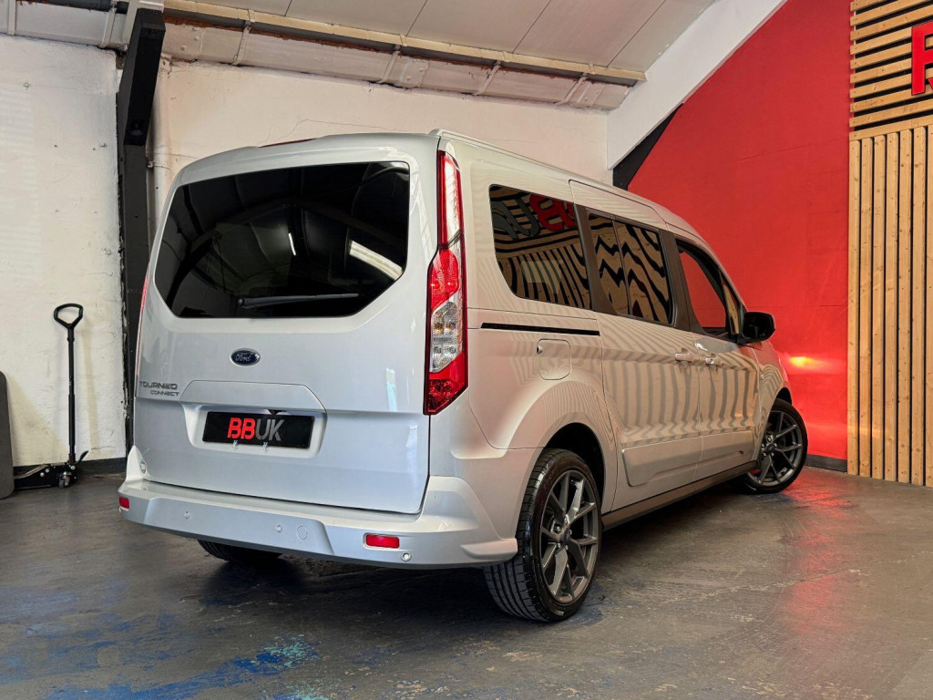 FORD GRAND TOURNEO CONNECT