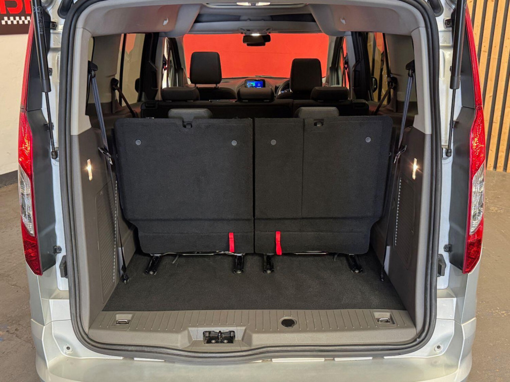 FORD GRAND TOURNEO CONNECT