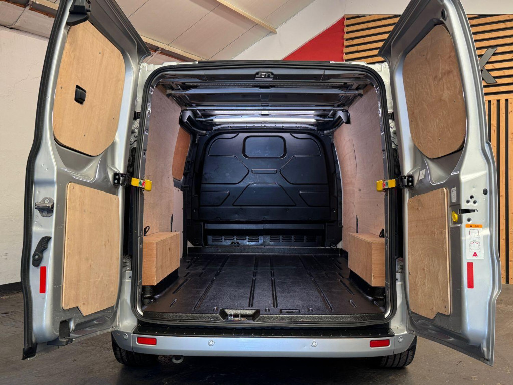 FORD TRANSIT CUSTOM